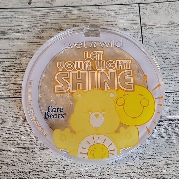 Wet n Wild Care Bears Collection Highlighter - Picture 4 of 4